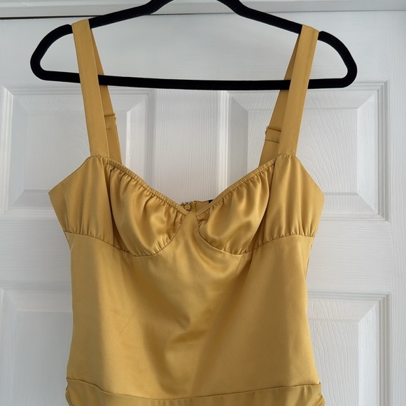 DANIELLE BERNSTEIN Sahara Sun Gold Satin Tank Bodysuit 6 - Picture 3 of 8